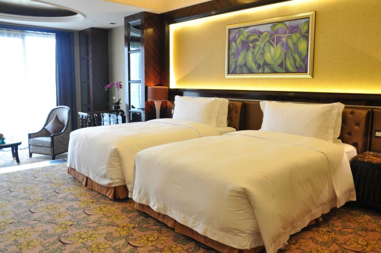 Howard Johnson Agile Plaza Chengdu Exterior foto